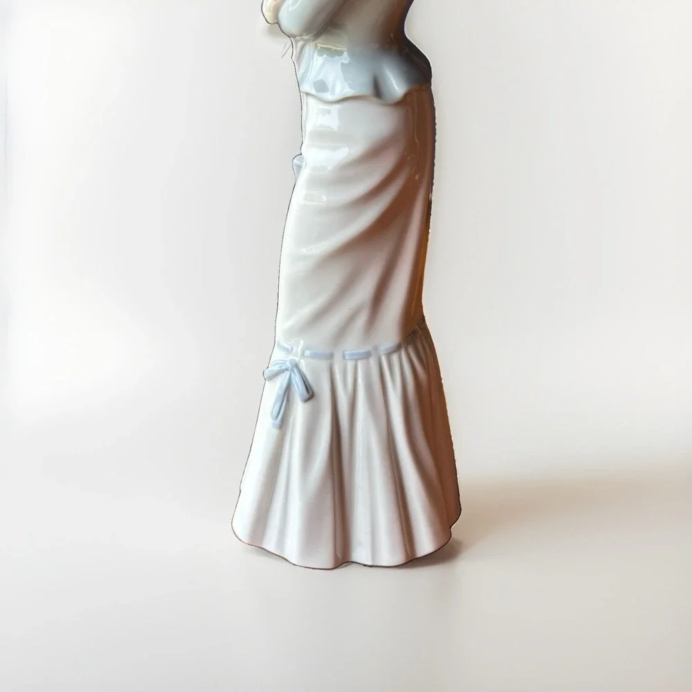 Lladro Traveling Companions 6753 Porcelain Figurine Lady Dog Parasol Vintage 70s